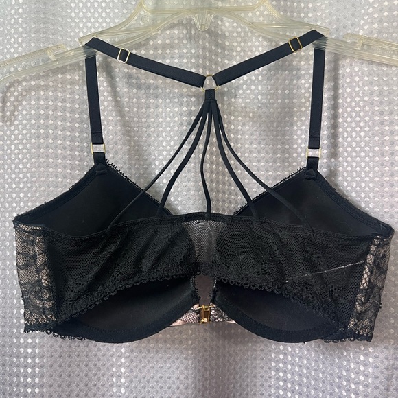 Victoria's Secret Black and Pink Lace Bombshell Bra Size 34C - Picture 2 of 3